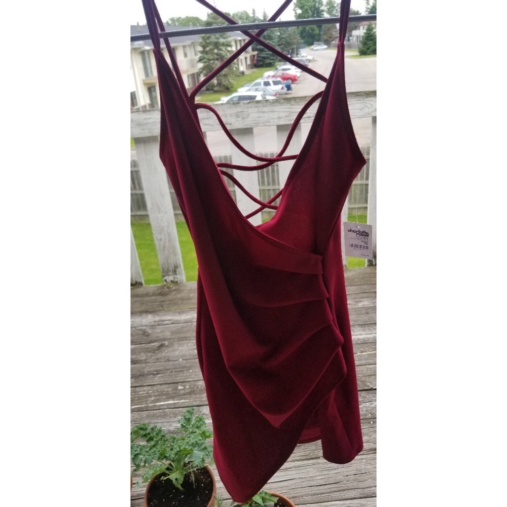 Date night/night out wear. Cute short red dress